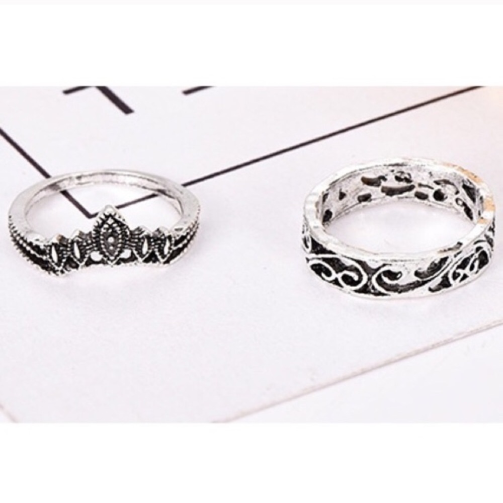 Silver Gemstone Ring Set - Picture 4 of 5